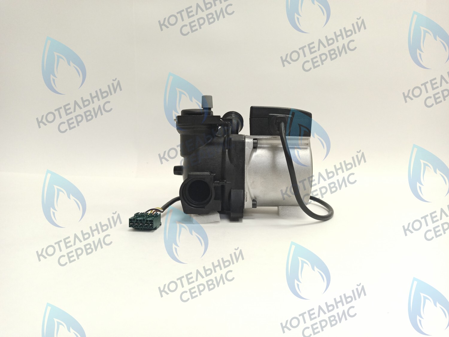 Циркуляционный насос в сборе (против часовой) VAILLANT TURBOTEC PLUS 32-36 КВТ (0020025042)