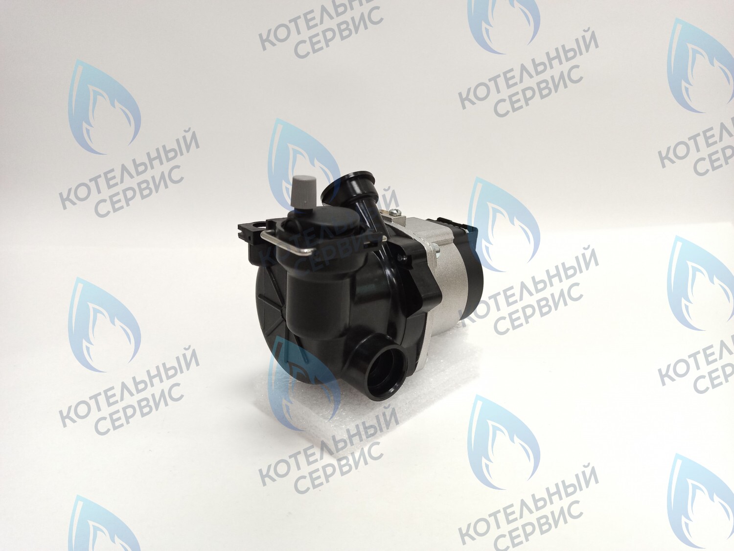 Насос циркуляционный (без терминала, 2 скорости) Ariston 65104319, 65104319-01, 65104319-02