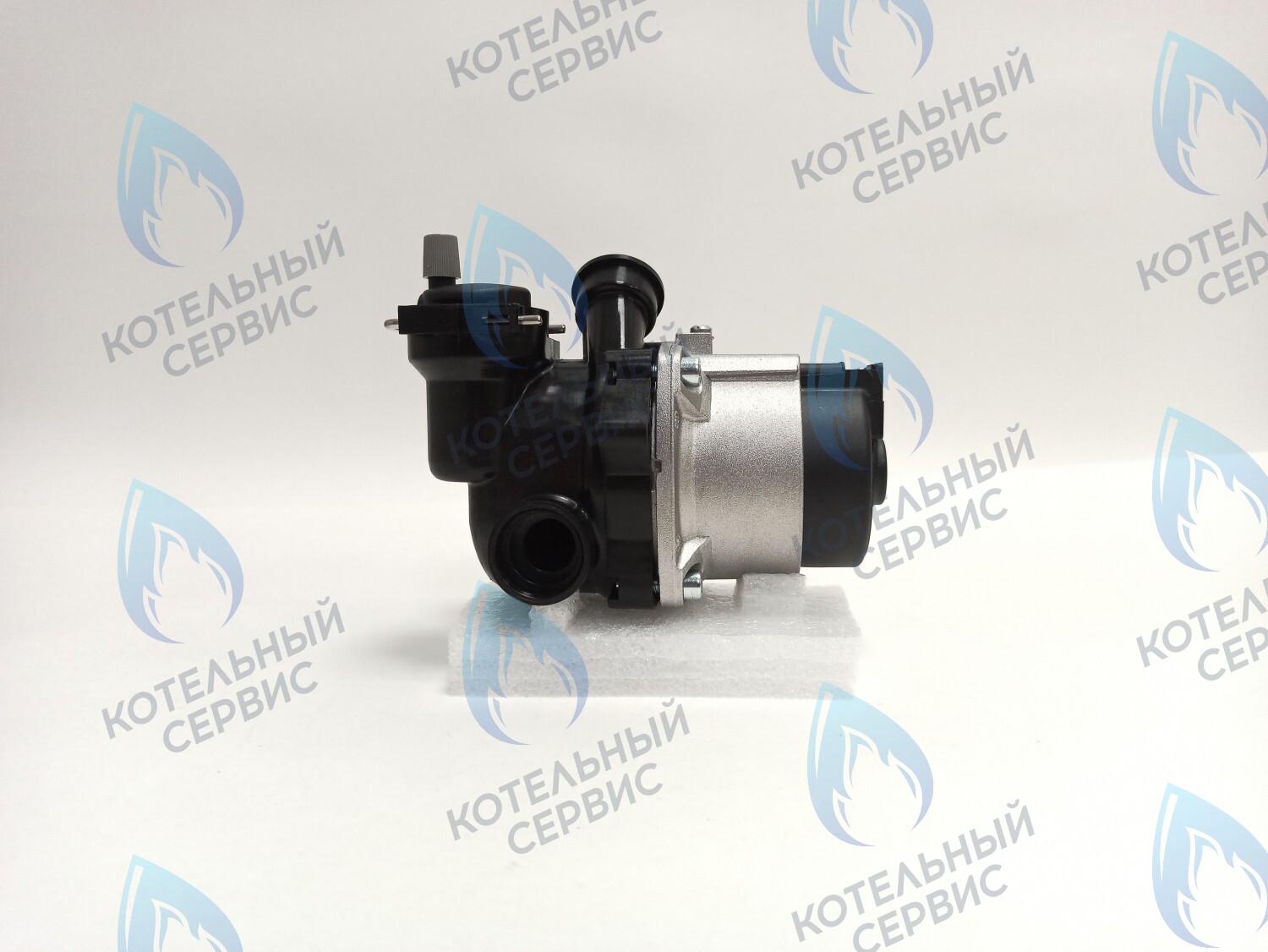 Насос циркуляционный (без терминала, 2 скорости) Ariston 65104319, 65104319-01, 65104319-02