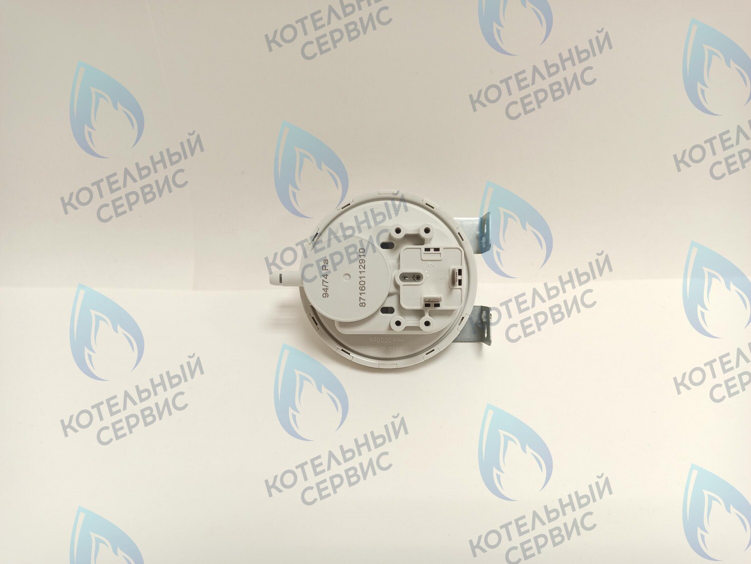 Реле давления воздуха (маностат) 94/74 Pa BOSCH (87160112910)