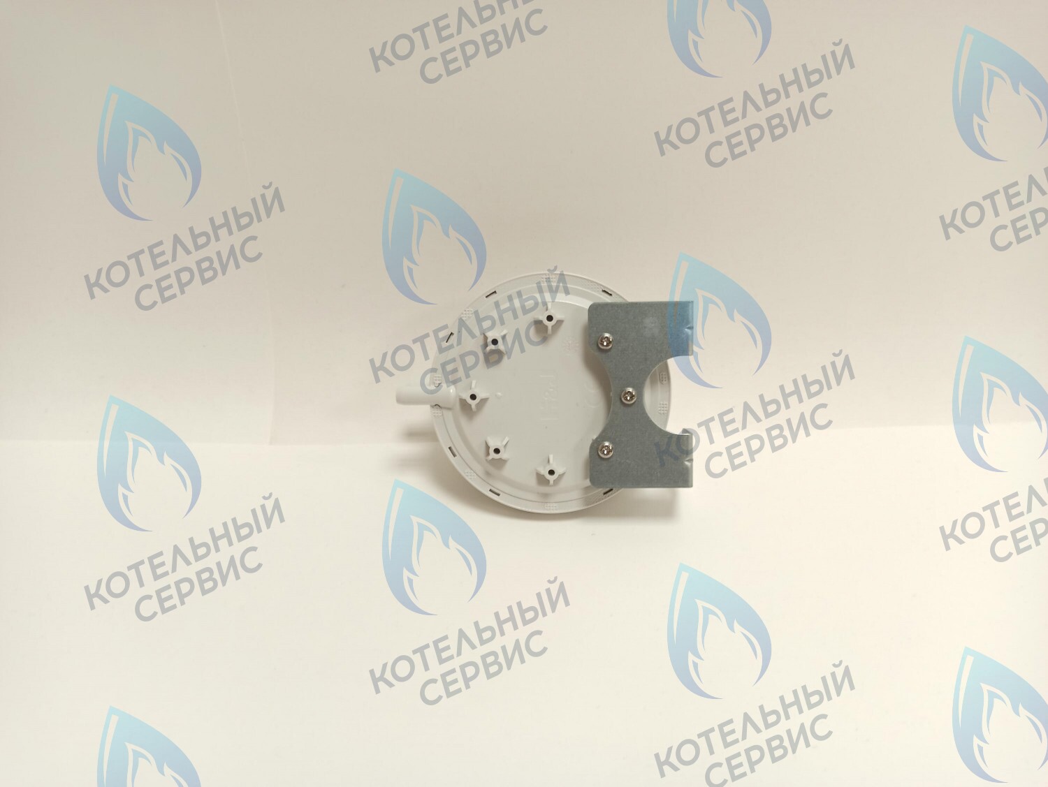 Реле давления воздуха (маностат) 94/74 Pa BOSCH (87160112910)