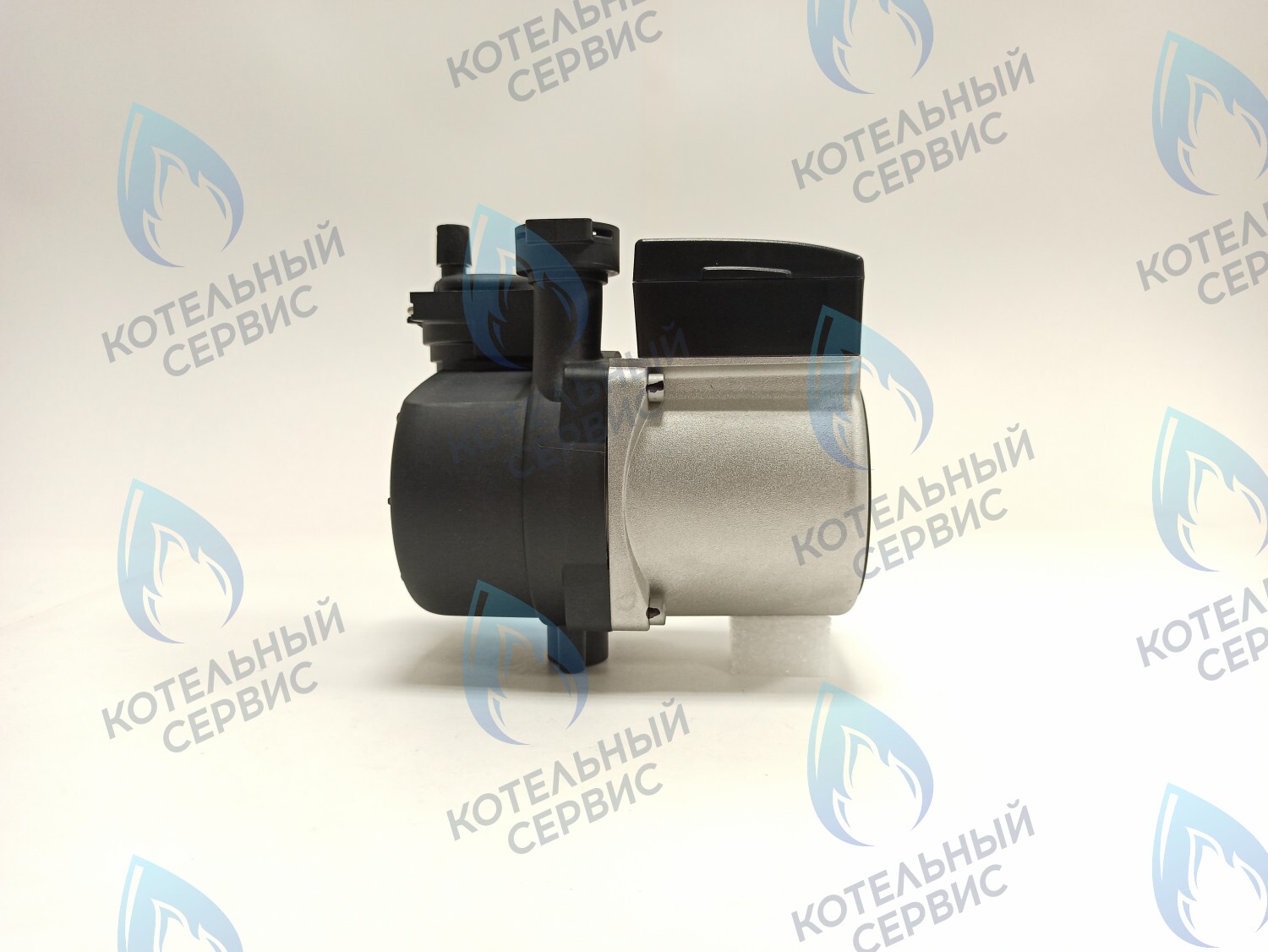 Насос циркуляционный NAVIEN Deluxe E/C (30022723B, 30022723A, 30022722B)