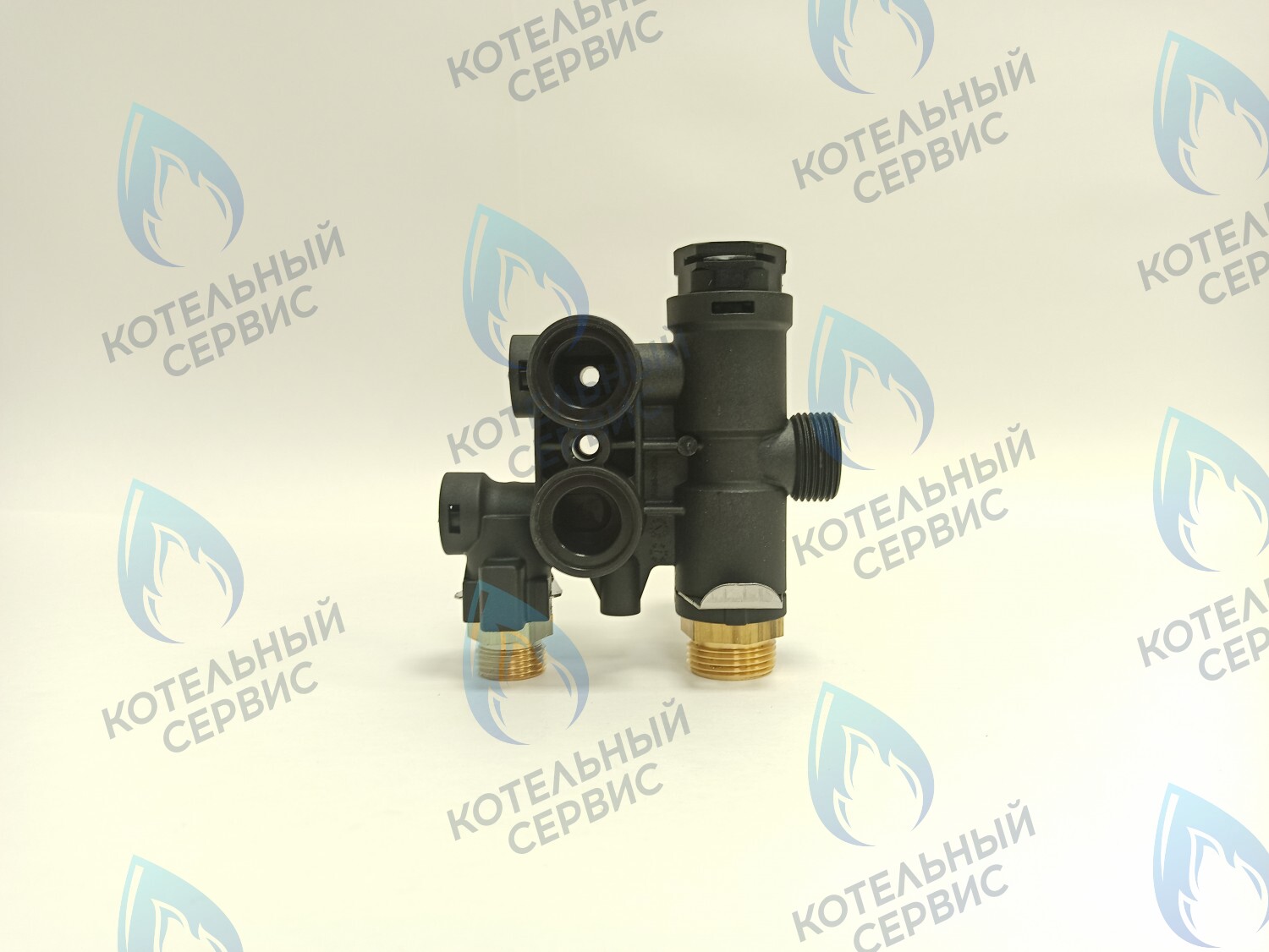 Гидроблок (левый) с картриджем трехходового крана (пластиковый) LIGHT 12кВт-24кВт, VARME 12кВт-18кВт (HH005B) FEDERICA BUGATTI