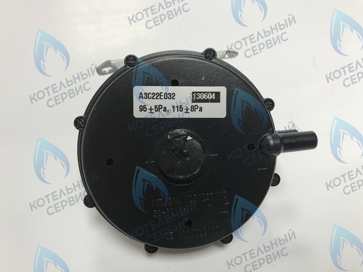 Реле давления воздуха (маностат)  (46160130, 398608700, 36402050, 398608701) FERROLI