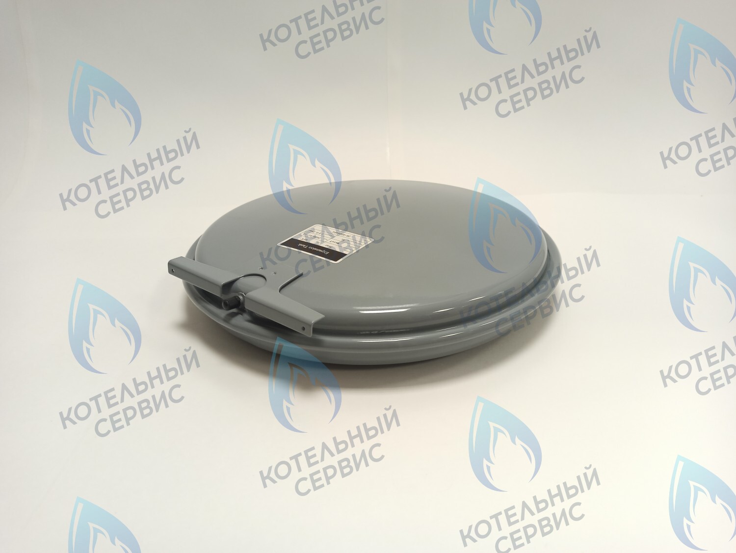 Расширительный бак 8л. 1/2" с планкой  BERETTA (R2204), ELECTROLUX, KOREASTAR, FERROLI (AA63612204, AA10050010, KS90264120, 90261460), подойдёт для BOSCH, BUDERUS (87154071540)