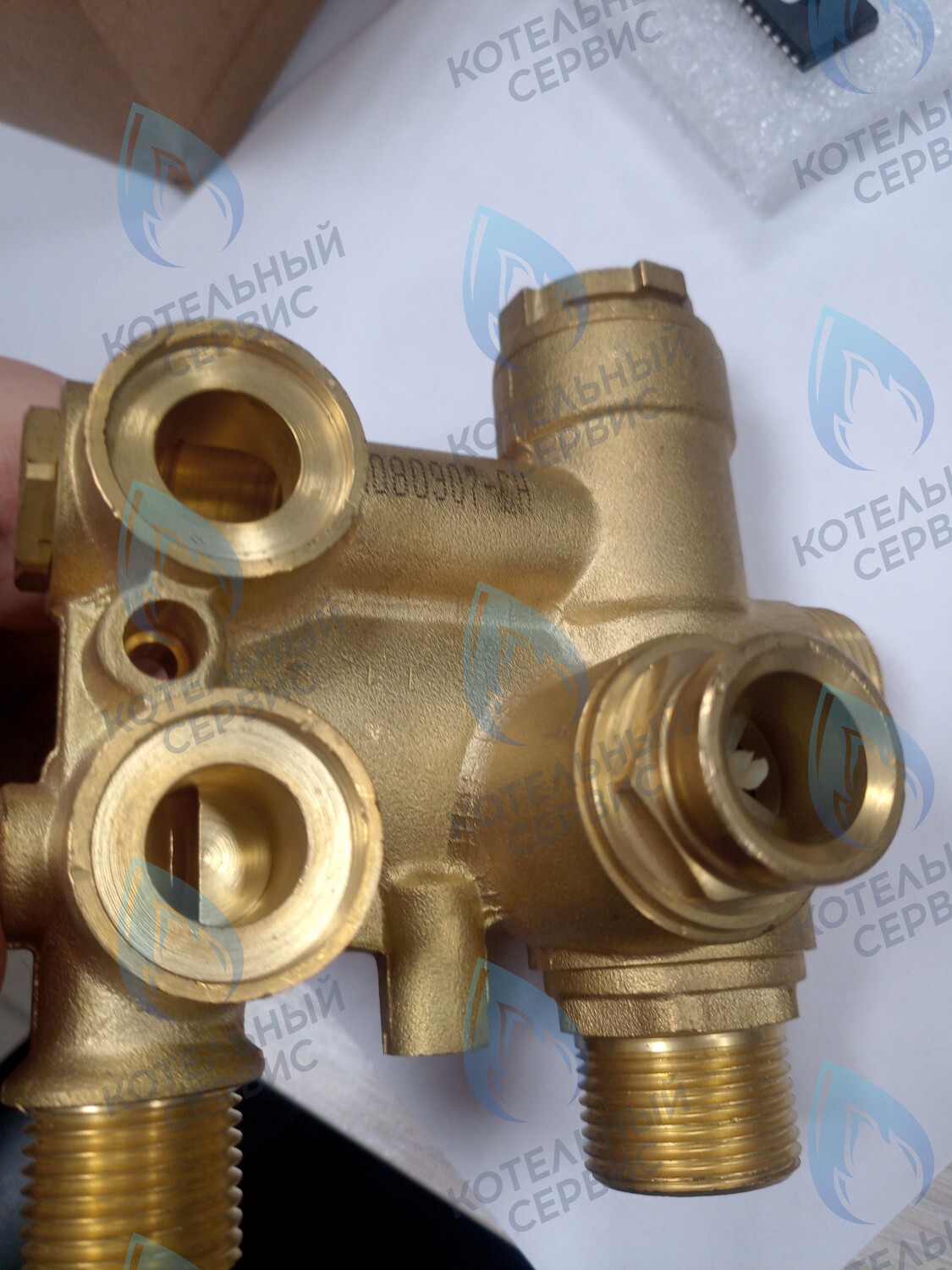 Трехходовой клапан  8023/8029 НОВ NEVALUX