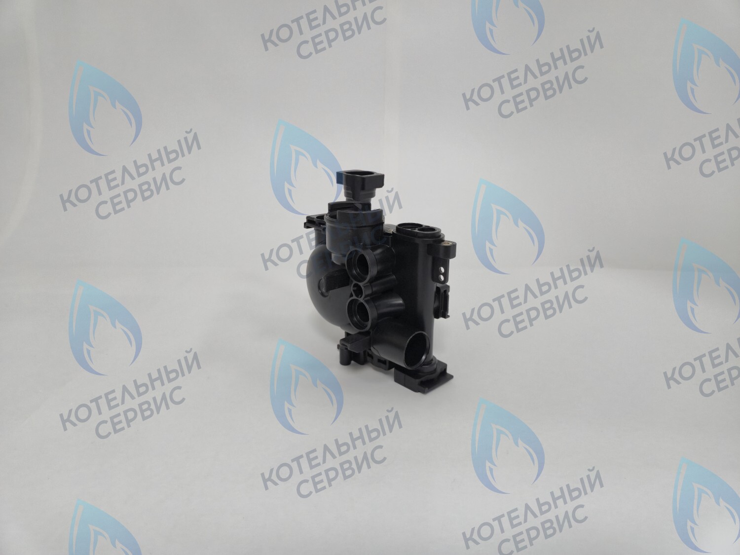 Улитка насоса Grundfos (без воздухоотводчика) VIESSMANN Vitopend WH1D WB1B WB1C (95916092) (правый гидроблок от 7833960)