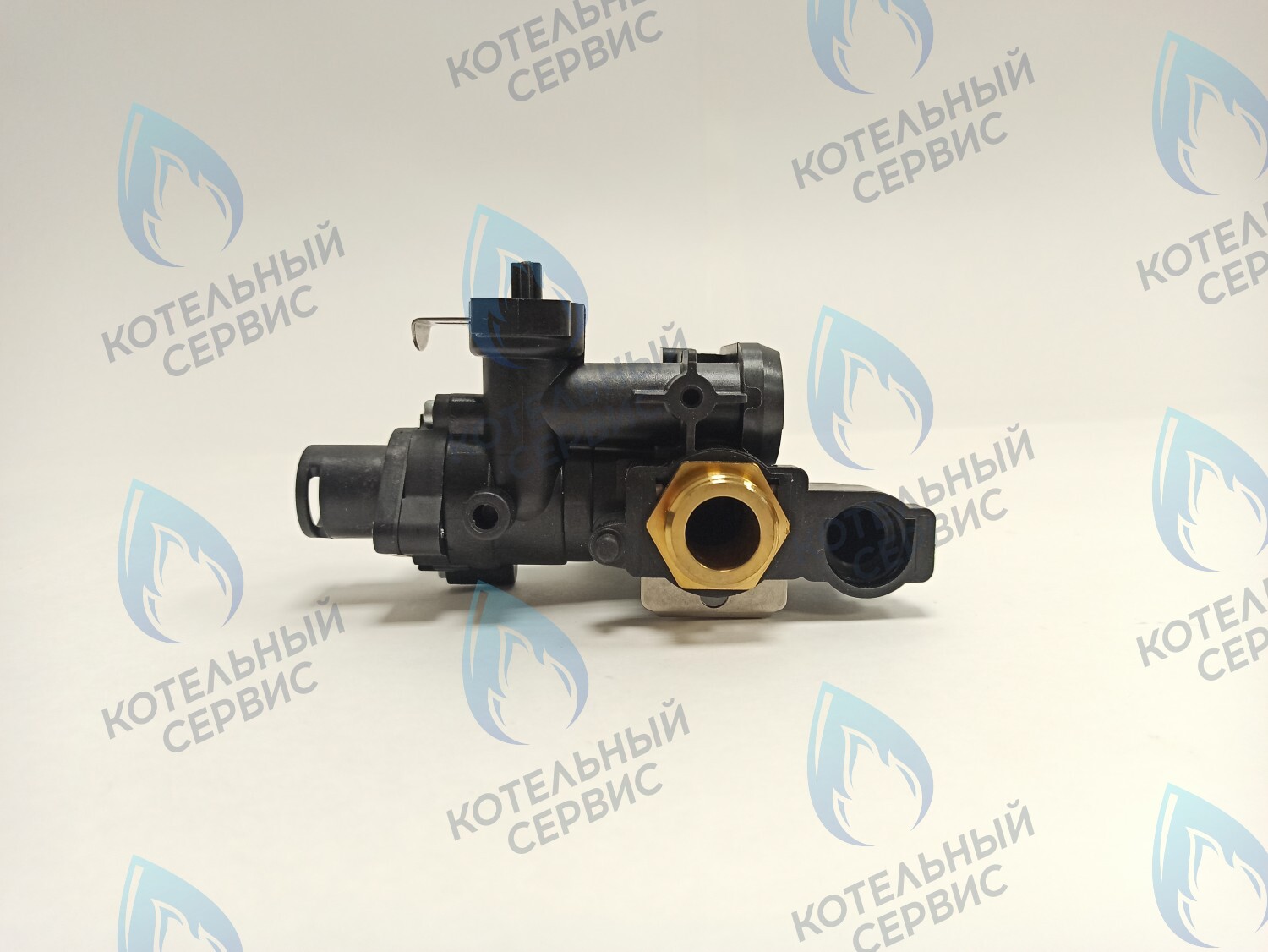 Трехходовой клапан KIT VALV.3VIE 230V (36902940), шт FERROLI
