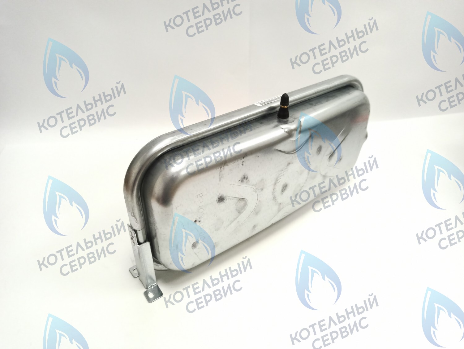 Бак расширительный NAVIEN Deluxe 13-24K, Deluxe Coaxial 13-24K, Deluxe Plus 13-24k, Deluxe Plus Coaxial 13-4K, Smart Tok Coaxial 13-24K, Prime Coaxial 13-24K, Ace 13-24K, Ace Coaxial 13-24K, Atmo 13-24A