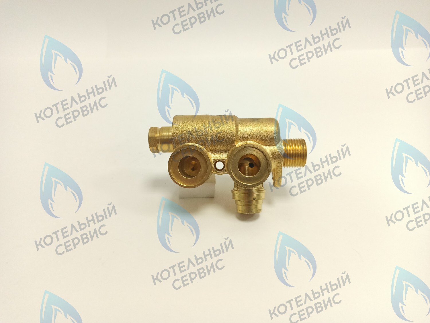 Кран подпитки в сборе GAZECO 18 C2/T2, 24 C2/T2 Исполнение 3 (с мая 2016 г.)