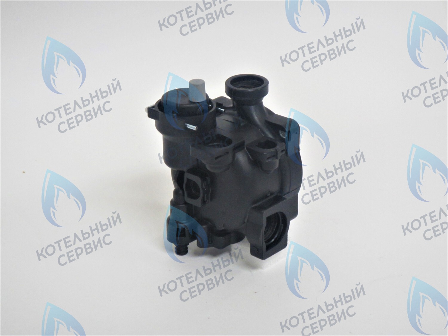 Улитка циркуляционного насоса (отверстие сзади, два справа сбоку) FERROLI под насос WILO (W21CW)