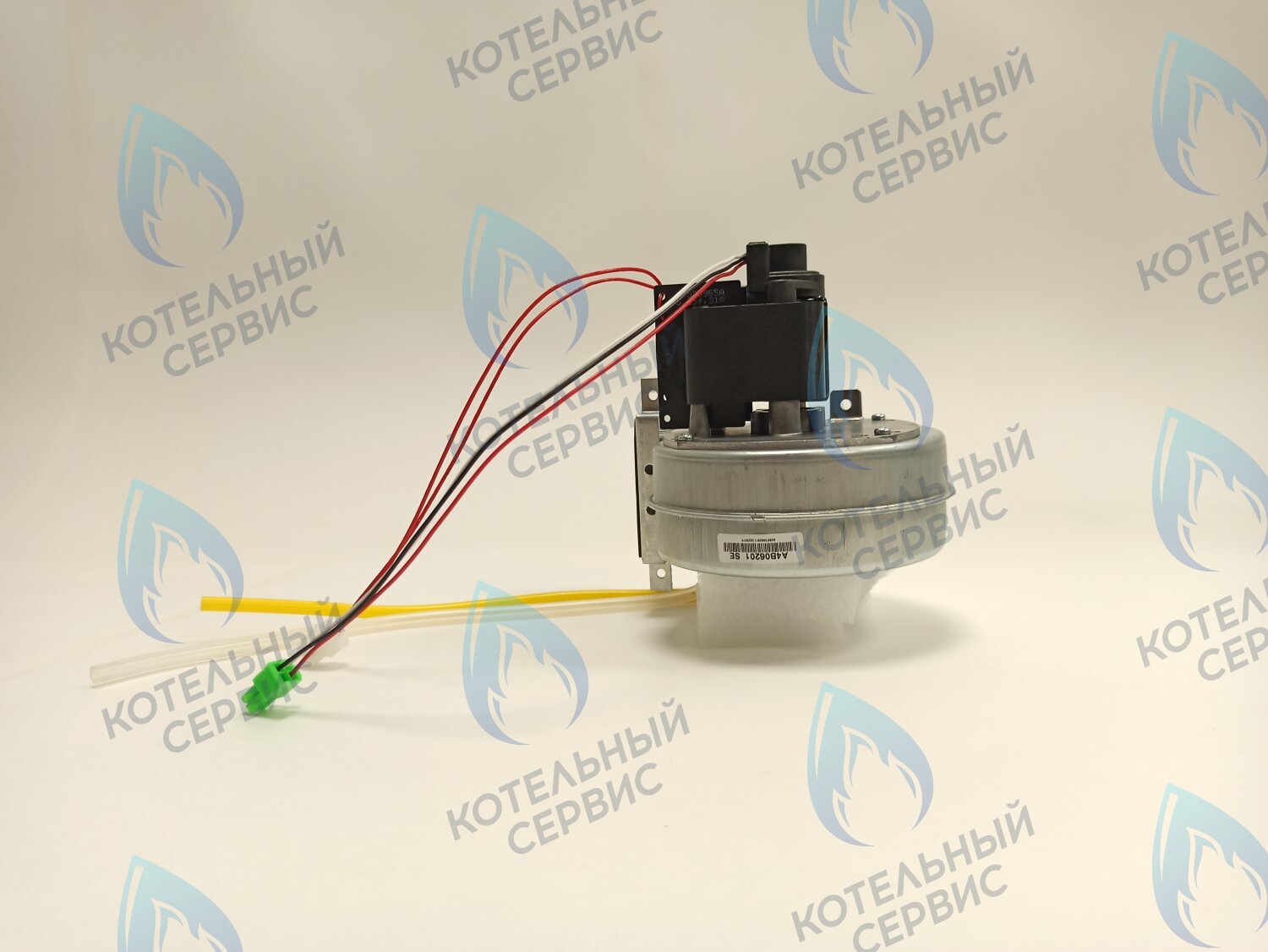 Вентилятор Navien Ace 13-24K (PAFA4B06201_001)